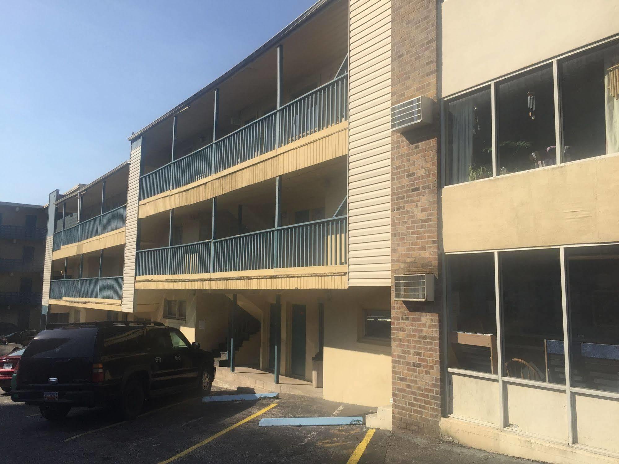 Beach Walk Hotel Myrtle Beach Exterior photo