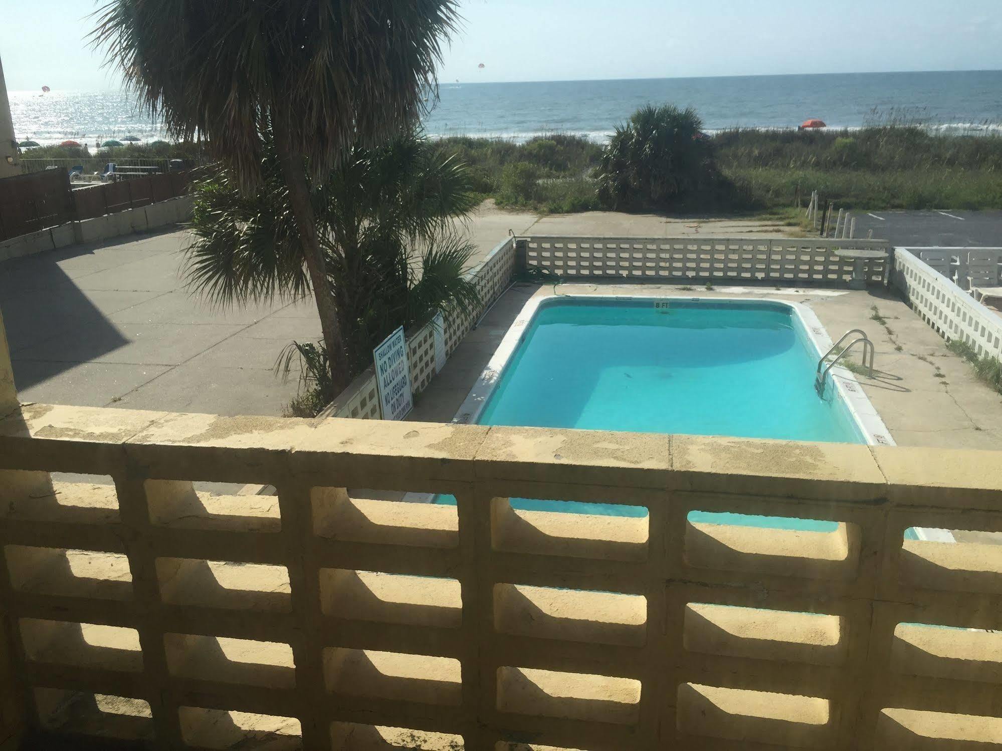 Beach Walk Hotel Myrtle Beach Exterior photo